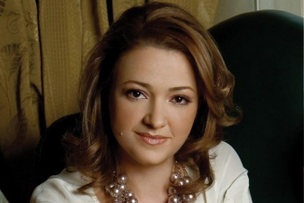 Câte perechi de pantofi are Cristina Bâtlan, de fapt