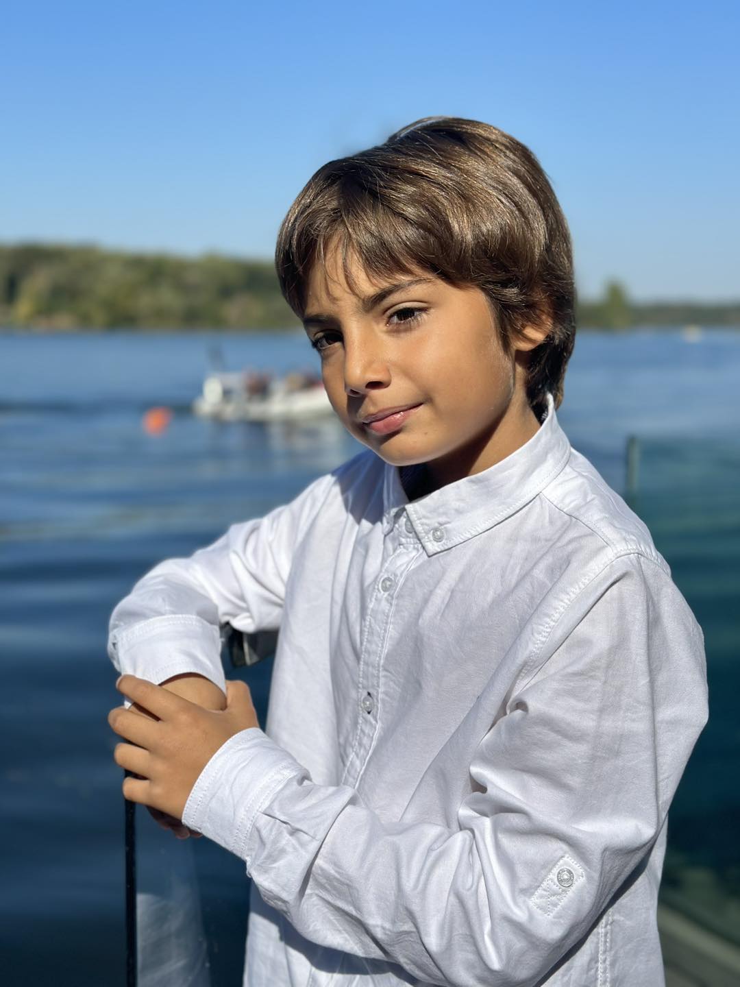 Cum arata baiatul adoptat de Horia Brenciu 3