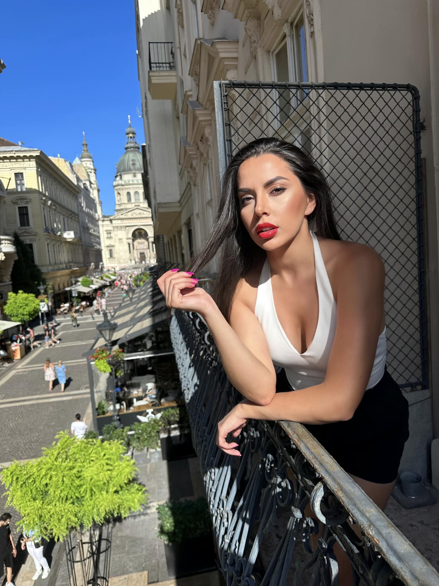 Cum arata romanca de 27 de ani care a reprezentat Ungaria la Miss Universe 2023 16