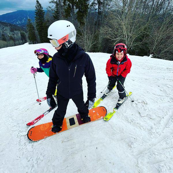 Cum arata si ce activitati inedite au copiii Elenei Basescu 6