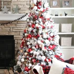 Cum decorăm bradul de Crăciun în 2023. Ce culori sunt la modă anul acesta