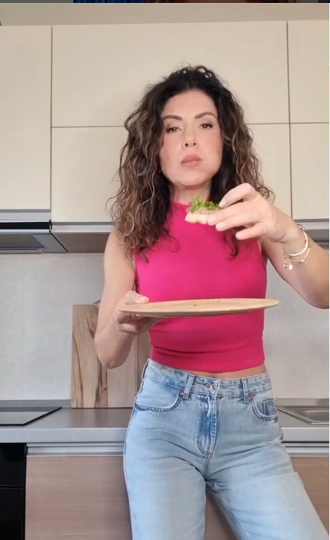 Cum faci cel mai bun pate de casă. Pontul lui Carmen Brumă ca să iasă gustos și cu puține calorii-