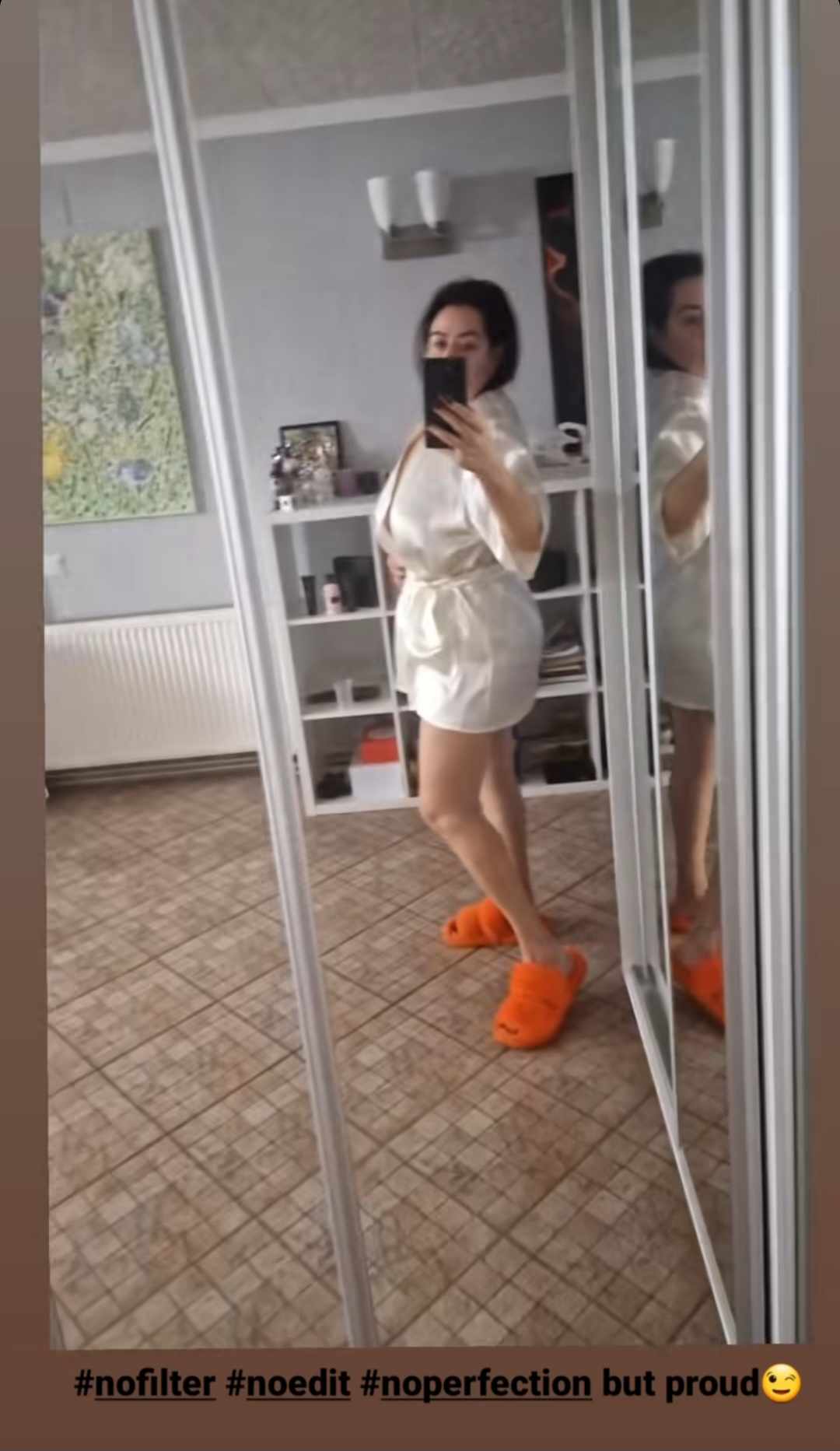 Cum s-a pozat Oana Roman, după ce a fost acuzată de Vica Blochina că își editează prea mult pozele. S-a arătat în toată splendoarea, fără filtre și retușuri