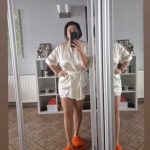 Cum s-a pozat Oana Roman, după ce a fost acuzată de Vica Blochina că își editează prea mult pozele. S-a arătat în toată splendoarea, fără filtre și retușuri
