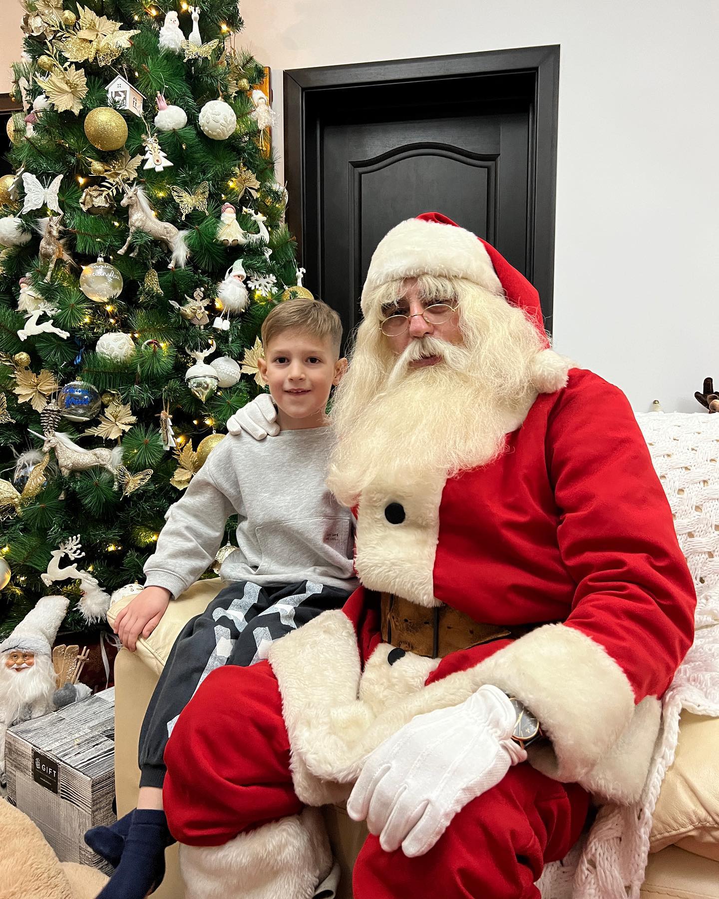 Ilinca Vandici își învață de pe acum fiul să fie un adevărat gentleman