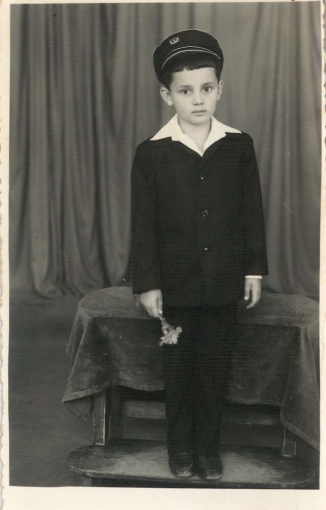 Imagini rare cu Cătălin Măruță, din adolescență. Prezentatorul Pro TV avea părul lung și arăta complet diferit FOTO