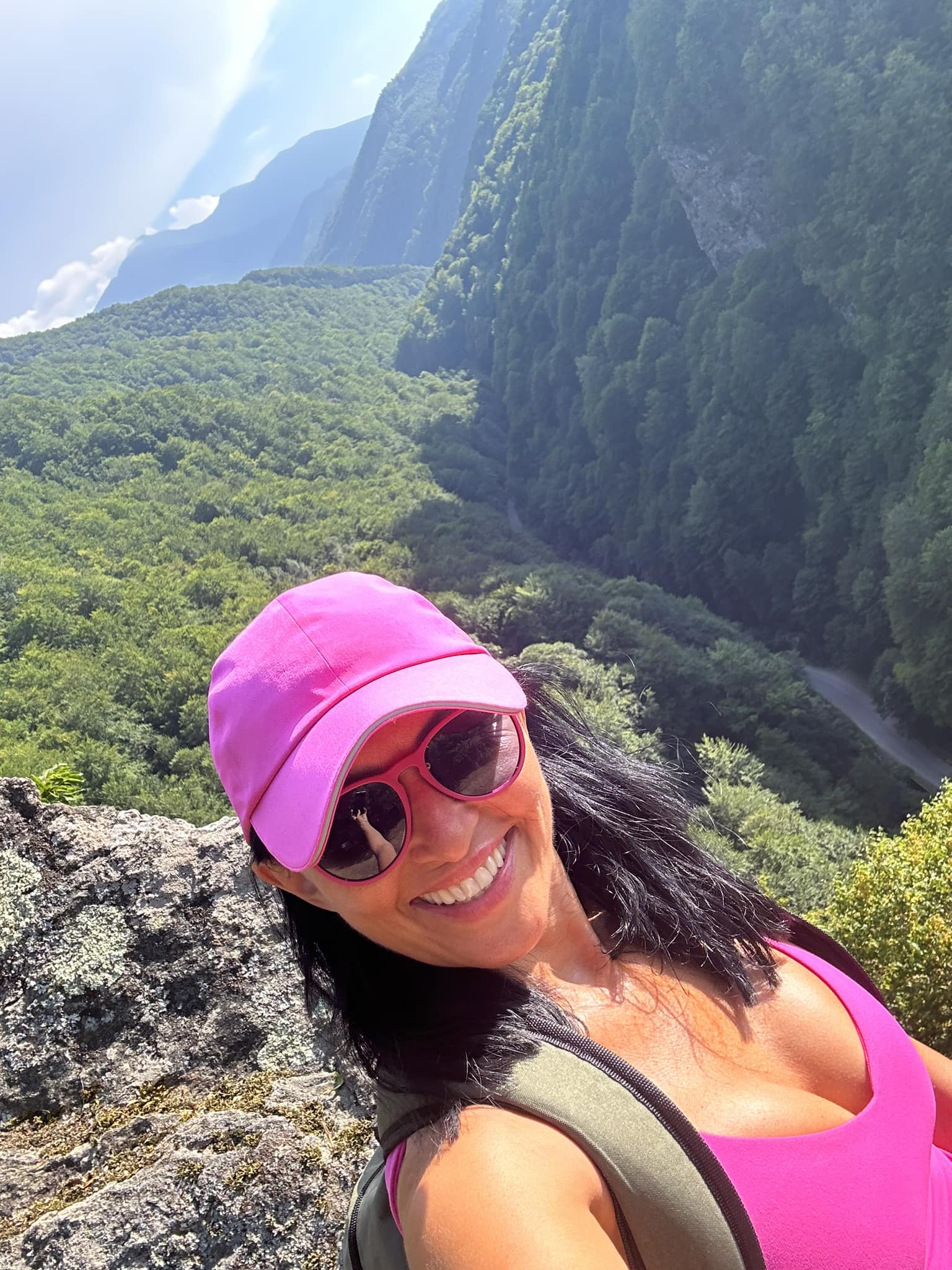 Imagini senzaționale cu presupusa amantă a lui Zsolt Csergo, Kinga Sebestyén. Ce s-a ales de „rivala” Nicoletei Luciu, din ce face bani acum