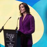 Kate Middleton, ravisantă într-un costum violet. Apariția care a atras toate privirile, soția prințului William a strălucit în această ținută