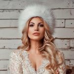 Mama lui Valerie Lungu, dată afară din casă de fiica ei. Victoria a mărturisit public prin ce a trecut