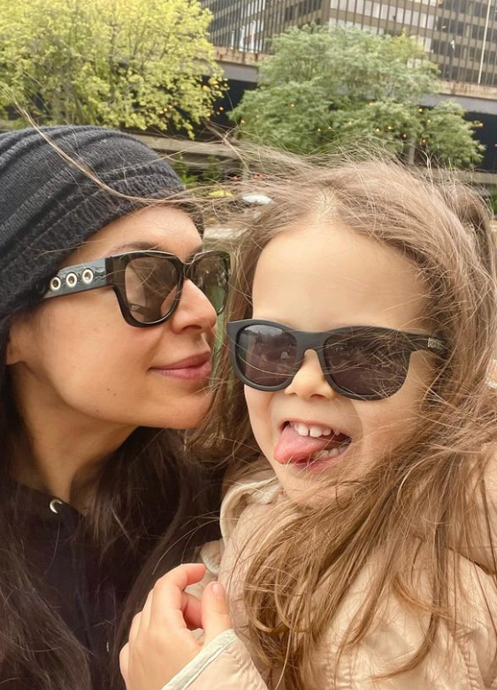 O mai ții minte pe Raluca Lăzăruț A făcut furori la Big Brother. Cu ce se ocupă de când a părăsit România, e schimbată mult