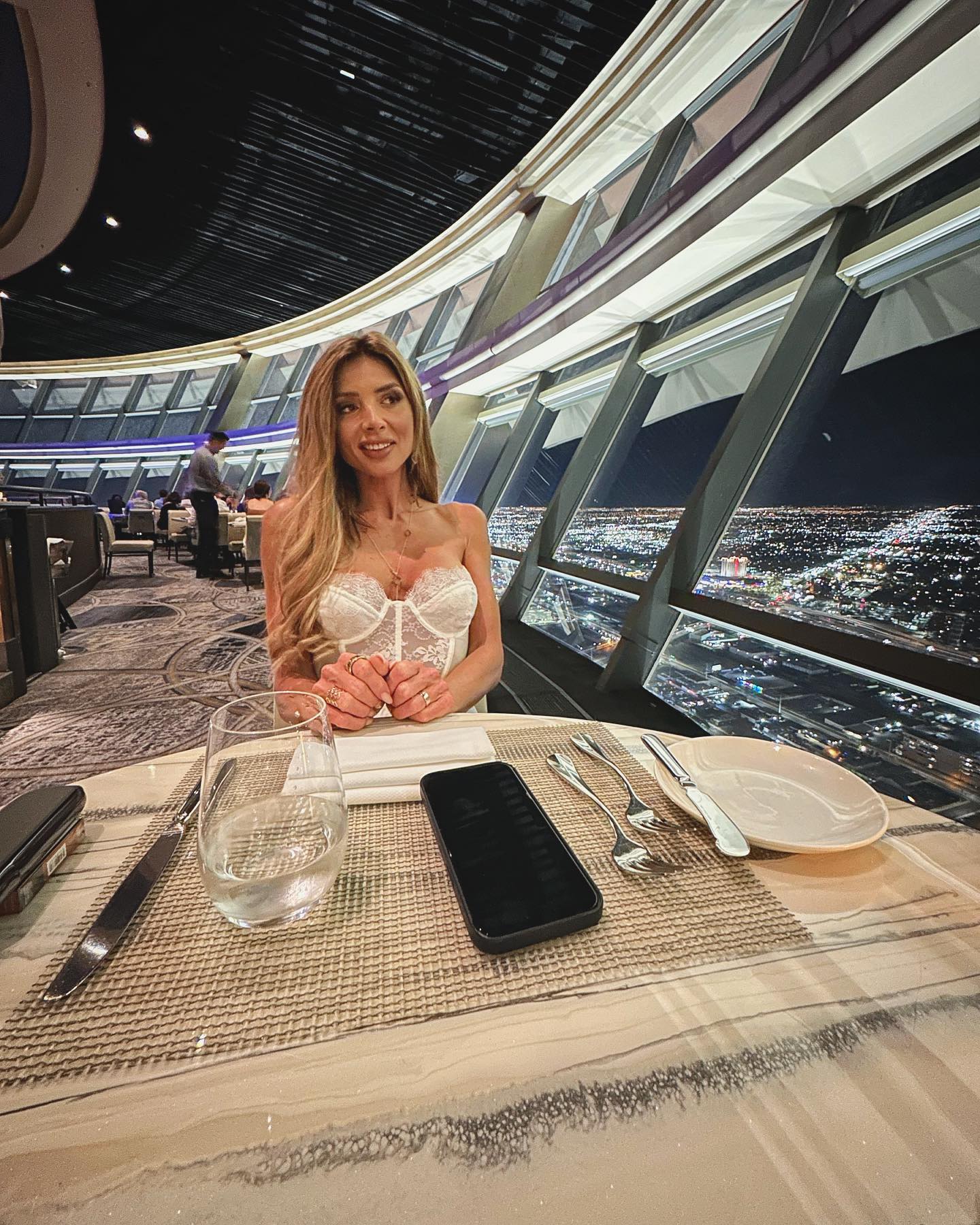 Prezentatoarea care pleaca de la Kanal D, dupa 10 ani 4