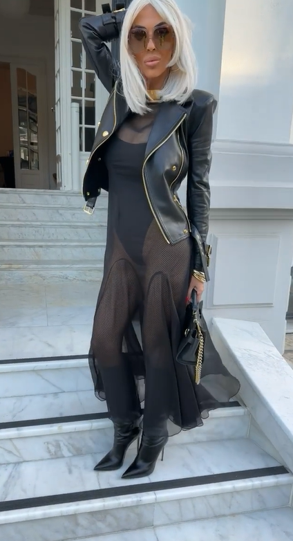 Raluca Bădulescu, apariție îngrijorătoare pe stradă. Vedeta e din ce în ce mai slabă, fanii s-au crucit când au văzut-o Foto