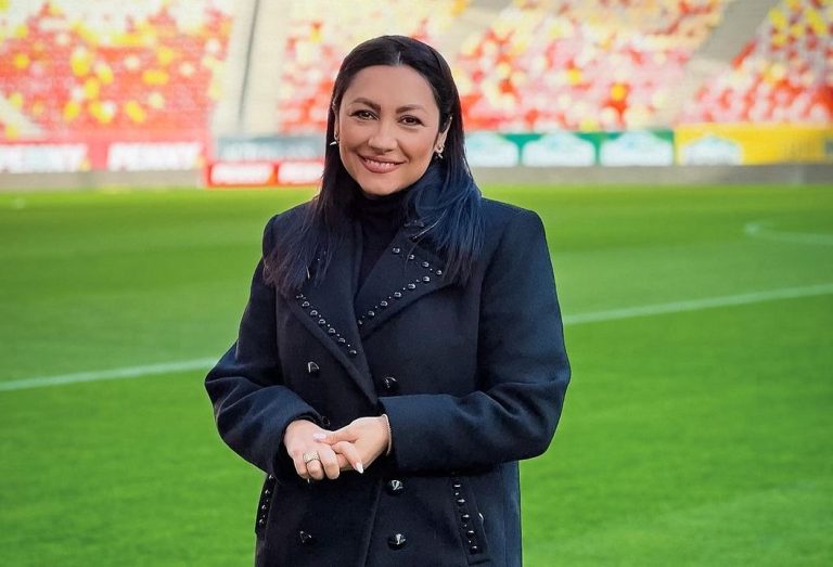 Ce a apărut pe internet după ce Andra Măruță a cântat imnul național. Românii nu s-au putut abține