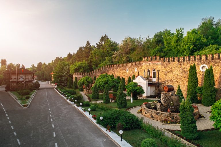 Locul din Cartea Recordurilor unde se vorbește limba română. E unic în lume, însă puțini români au auzit de el