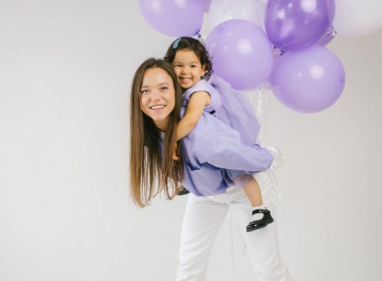 Povestea impresionantă a tinerei care, la 26 de ani, are 22 de copii. Femeia nu vrea să se oprească aici, visează la o familie mult mai mare