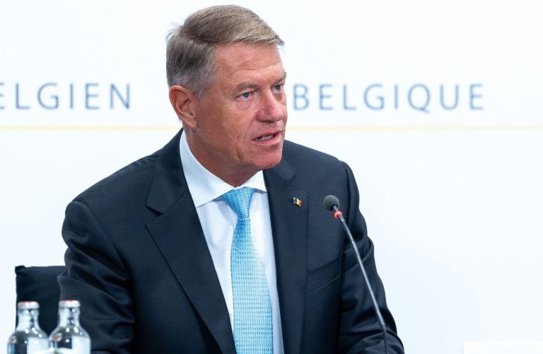 Cum arată avionul de peste 60 de milioane de euro cu care Klaus Iohannis a zburat în Africa. Așa ceva vezi doar în filme