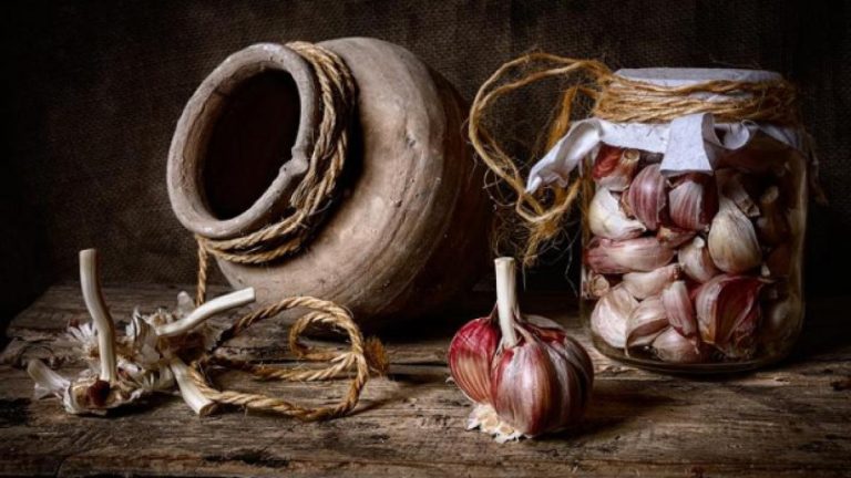 Cum își pot afla fetele ursitul de Sfântul Andrei. Ce arată una dintre cele mai vechi tradiții