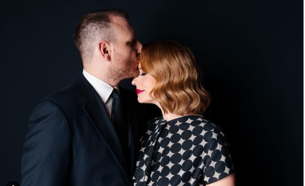 Andreea Marin și iubitul ei, surprinși într-o ipostază romantică