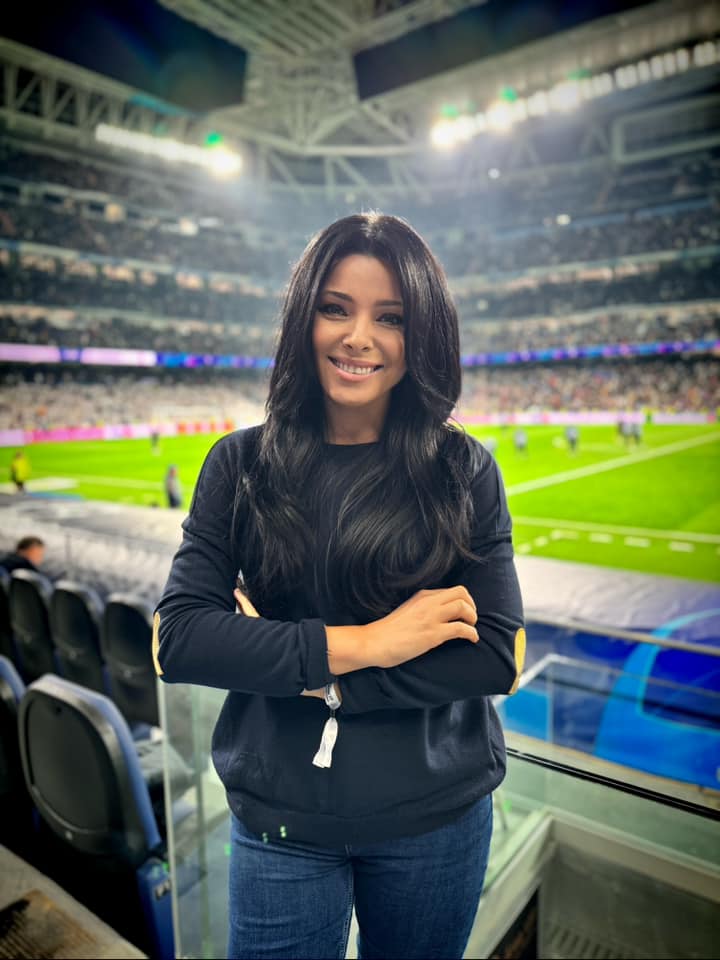 Acum e tare frumoasa Corina Caragea, insa arata cu totul altfel inainte sa ajunga la Pro TV 12