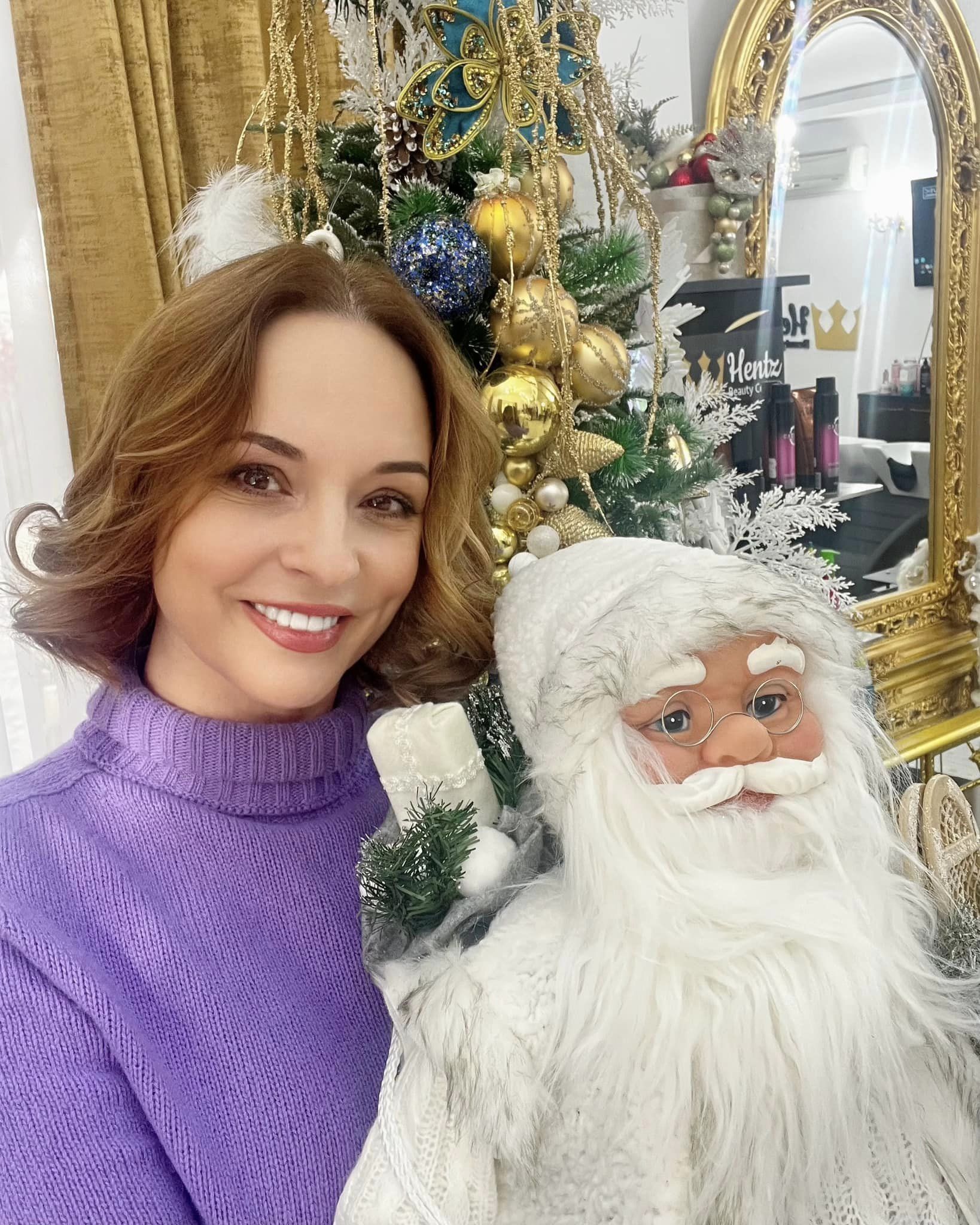 Andreea Marin implineste azi 49 de ani 6