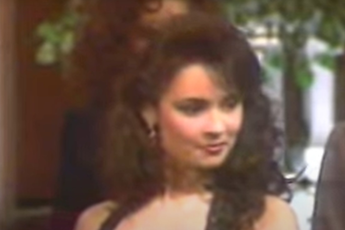 Andreea Marin împlinește azi 49 de ani