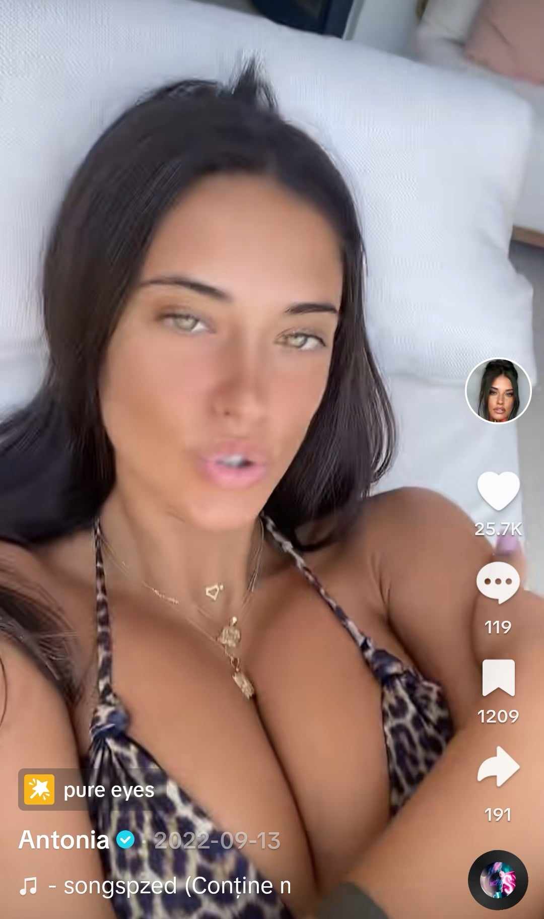 Antonia s-a filmat fara pic de machiaj 3