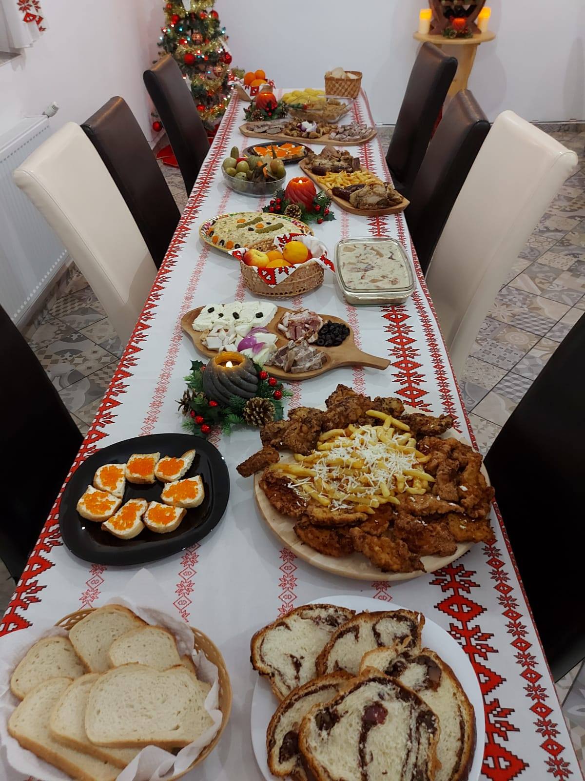 Cat costa cazarea la pensiunea Monicai Anghel 5