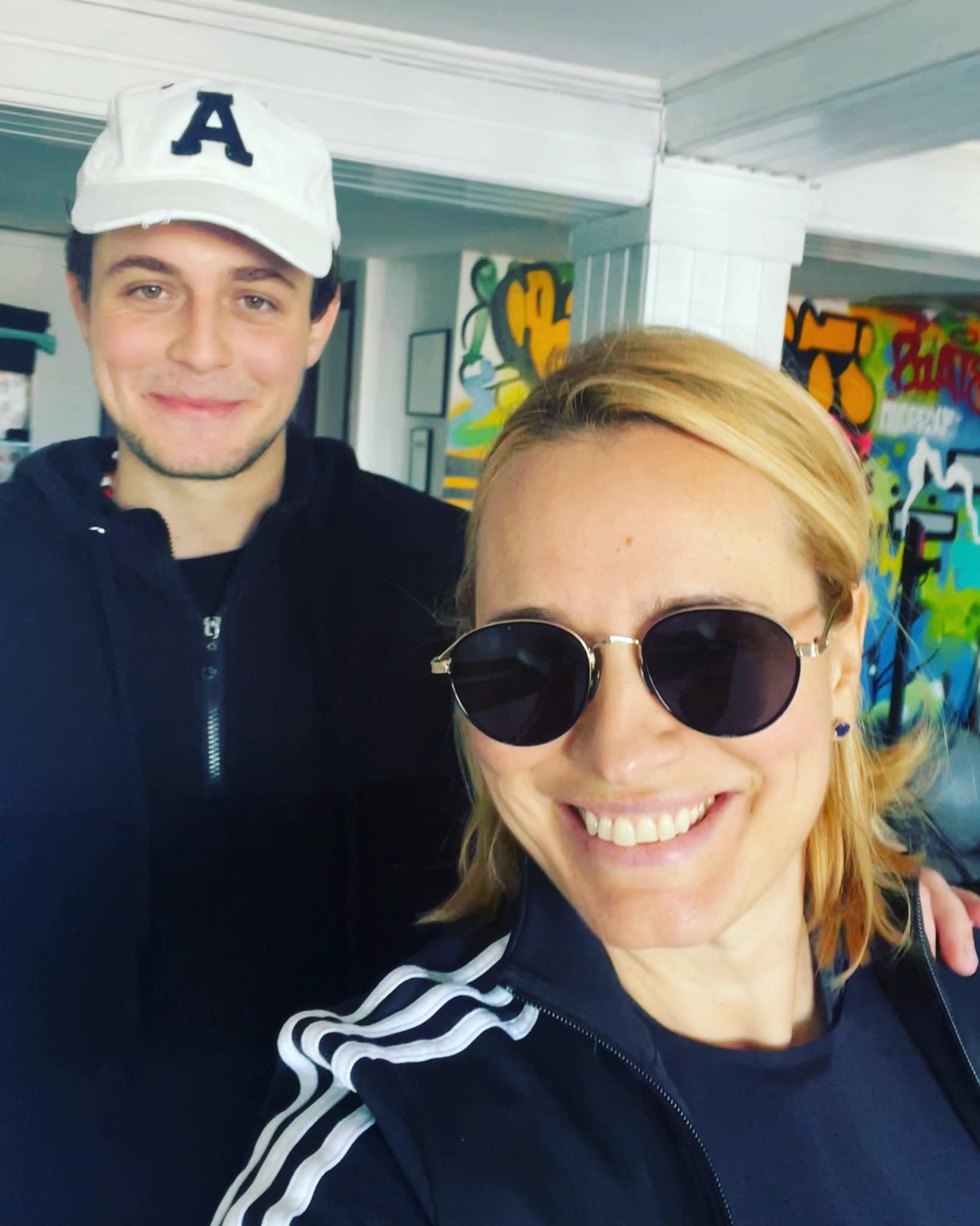 Ce frumoasa sunteti Andreea Esca, tinuta senzuala pe internet 2