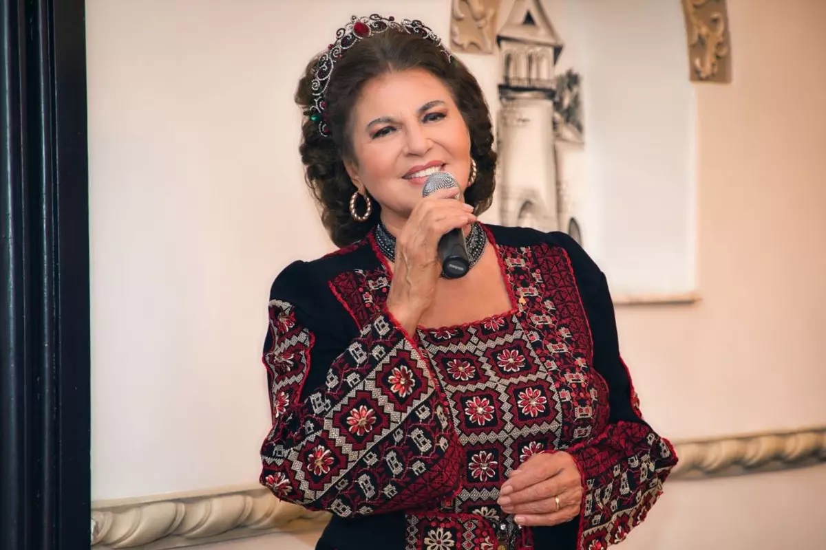 Ce s-a ales de prezentatoarea care a dat-o afara pe Irina Loghin de pe scena