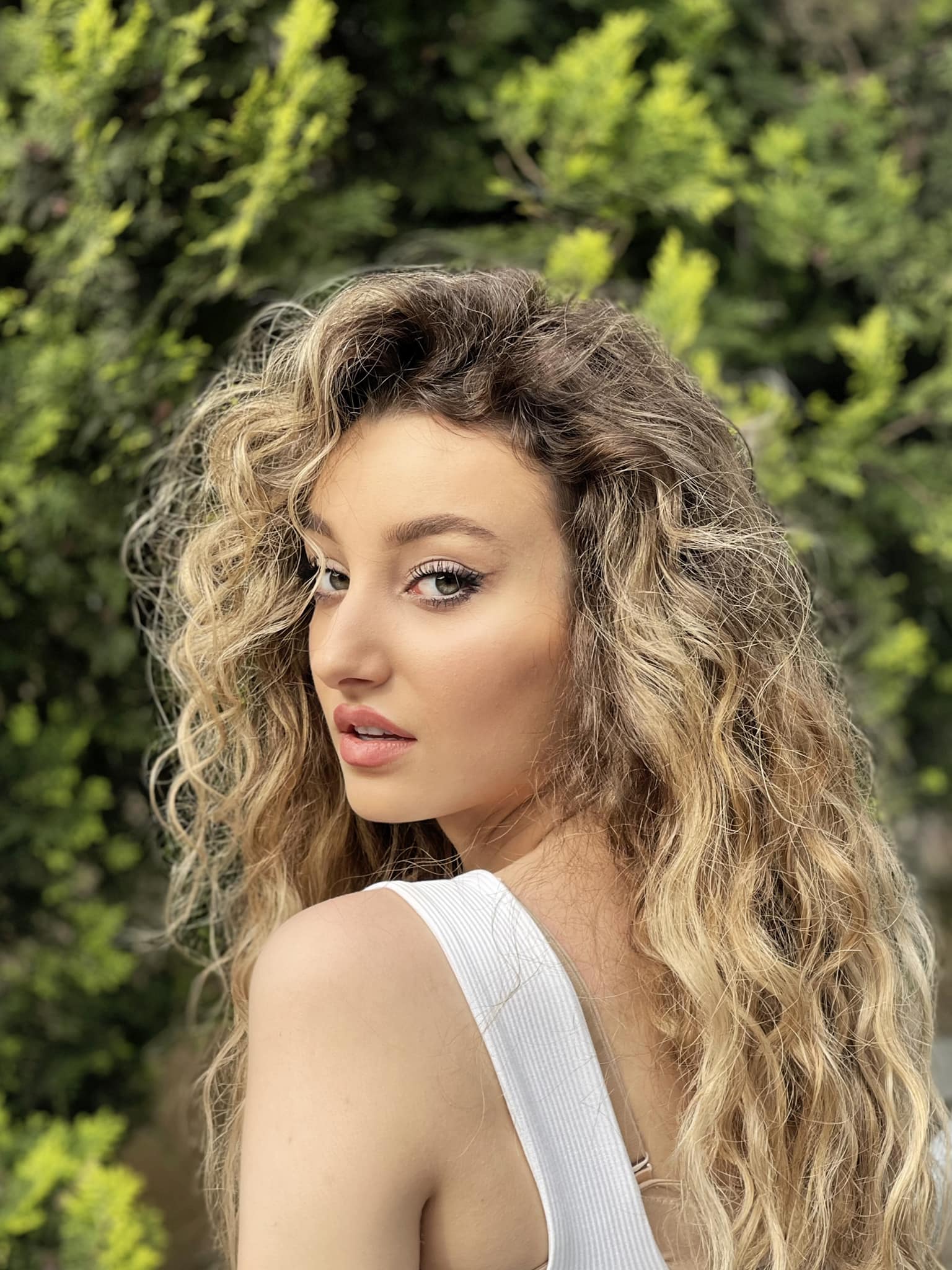 Cu ce se ocupa si cum arata Daria Crisan, fiica cea mare a lui Catalin Crisan 6