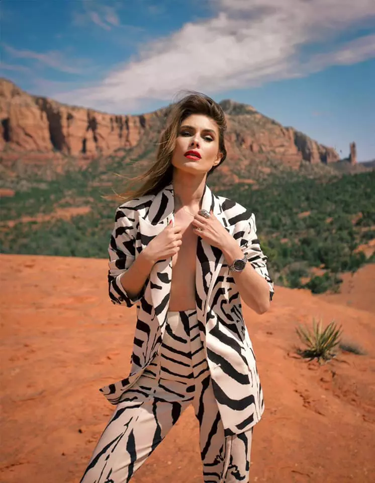 Cum arata Sanziana Negru in tinerete 7