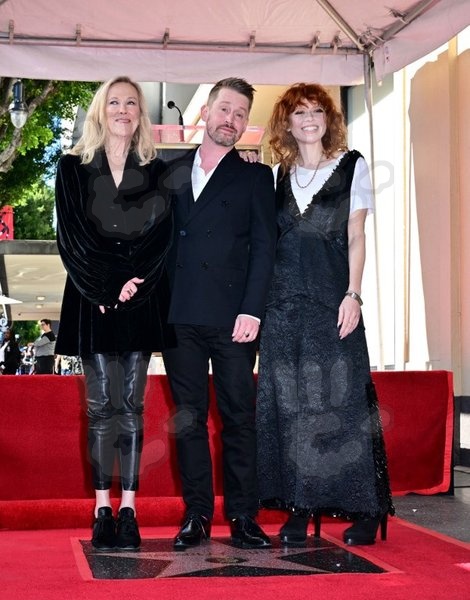 Cum arata acum mama lui Kevin din Singur Acasa 10