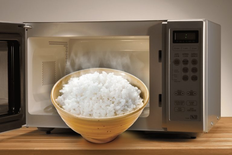 Cum faci orez fiert la microunde. Metoda simplă și rapidă pe care trebuie să o știi