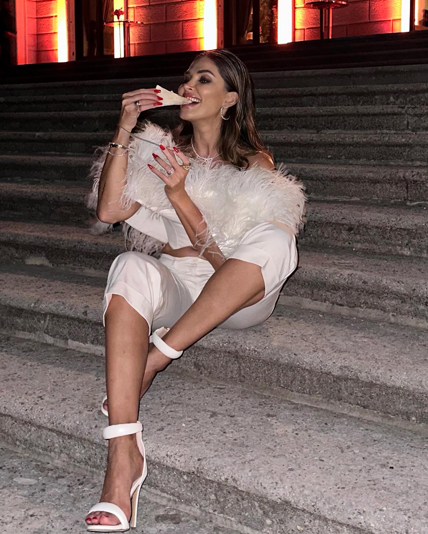 Cum se mentine in forma Alina Puscas la 38 de ani 3