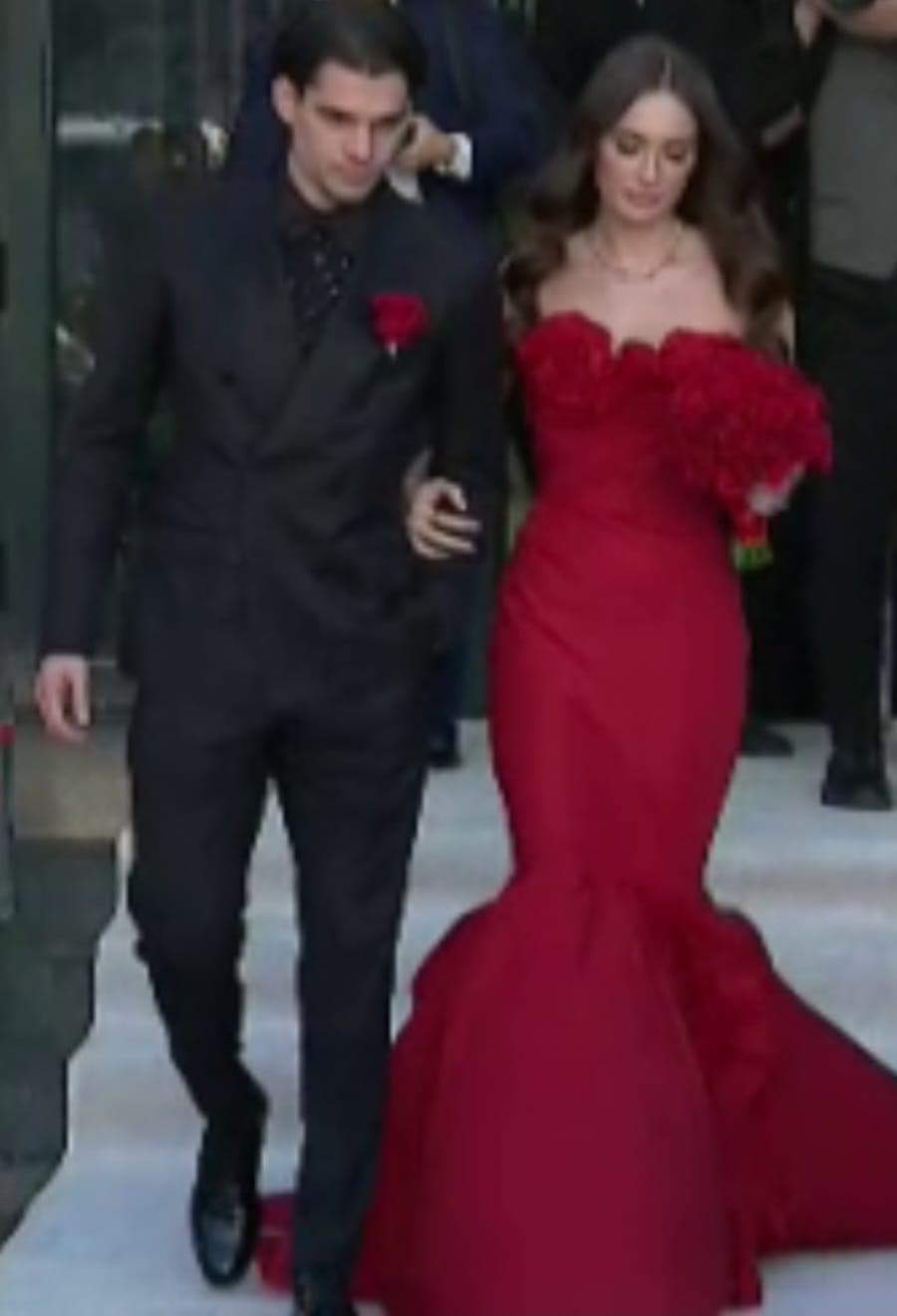 Ianis Hagi și iubita lui, Elena Tănase, s-au căsătorit civil chiar în ziua de Crăciun