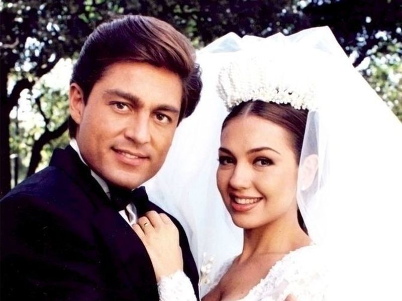 Îl mai ții minte pe carismaticul actor Fernando Colunga Primul logodnic al Thaliei e schimbat total la 57 de ani