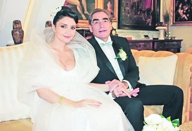 Imposibil de recunoscut! Cum arăta Silvia Chifiriuc în tinerețe. Imagini de colecție cu soția lui Petre Roman când poza provocator