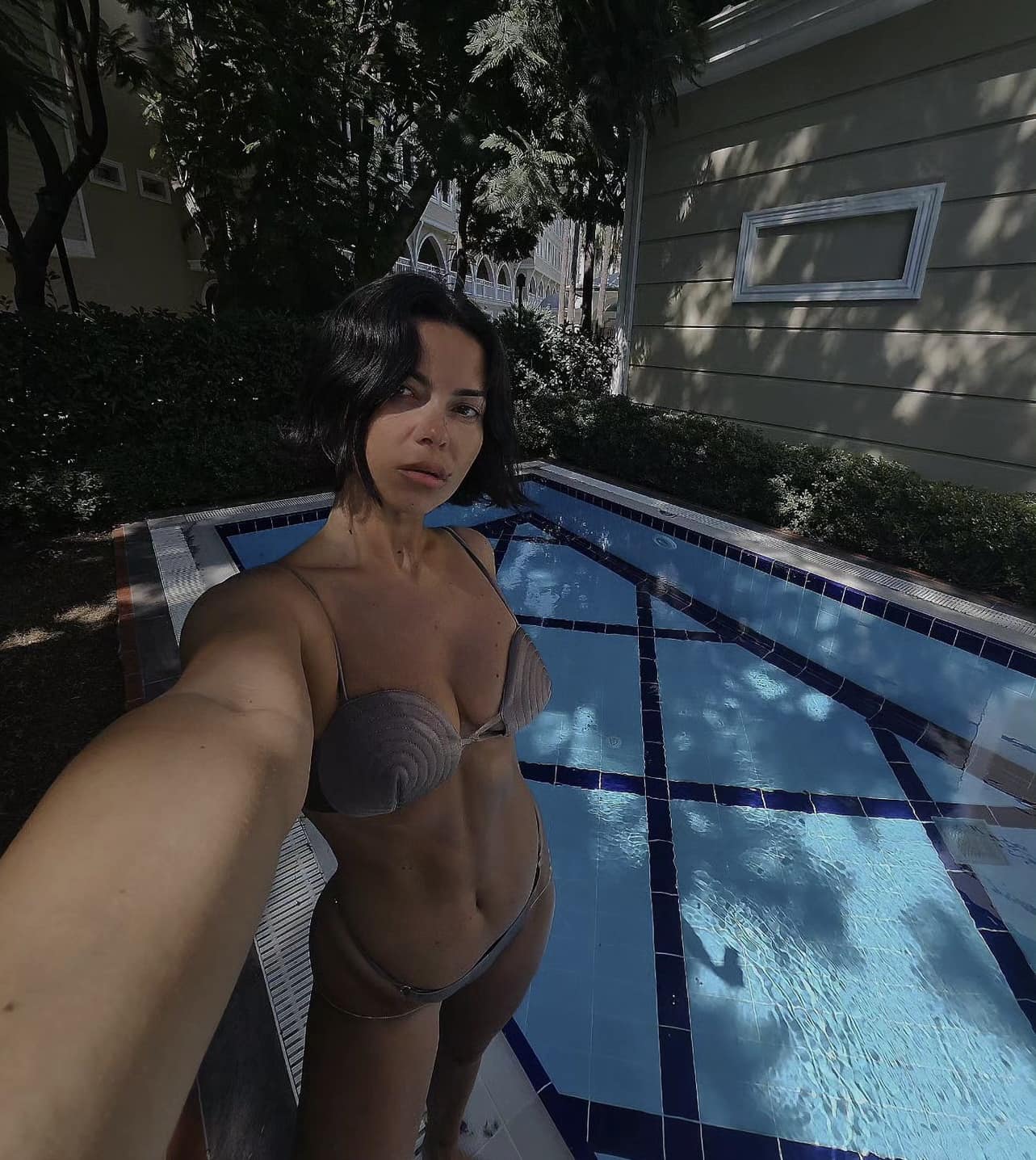 Inna a renunțat complet la inhibiții. Imaginile la care fanii nici nu visau, au întrecut toate așteptările