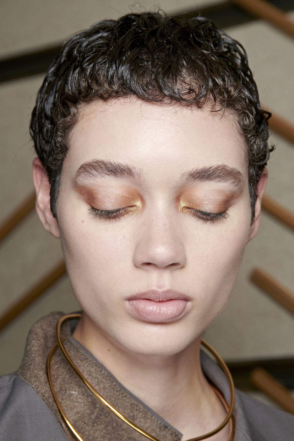 Machiaje la moda de Revelion 2024 6