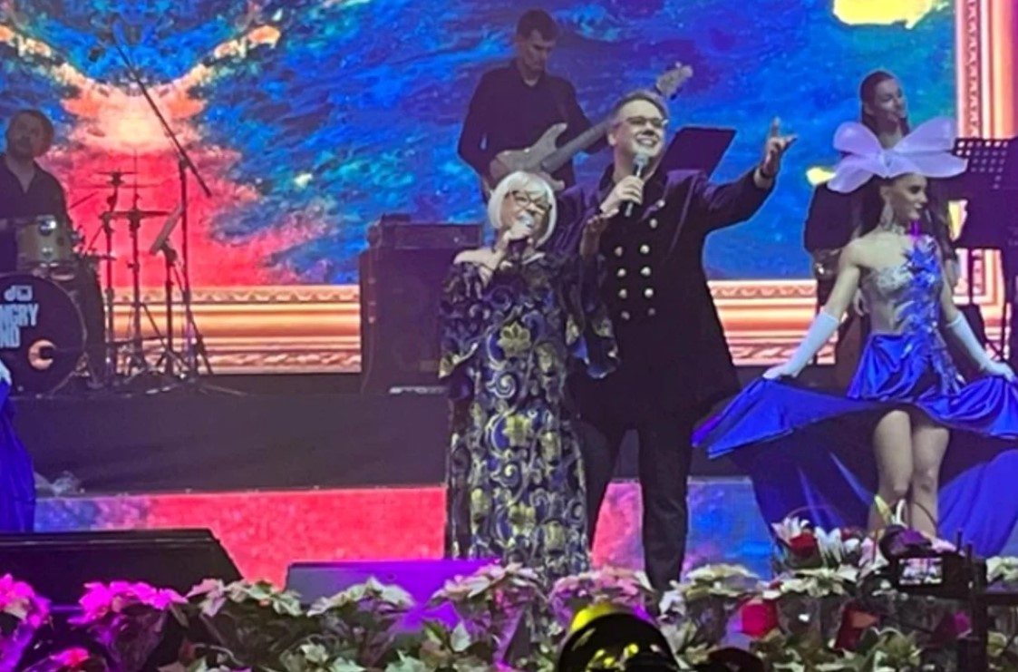 Mirabela Dauer, pusa la zid de fani pentru tinuta purtata la 76 de ani 1