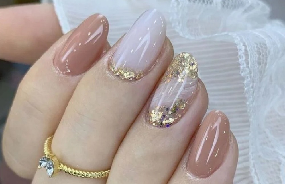 Modele de unghii pentru petrecerea de Revelion 2024 8