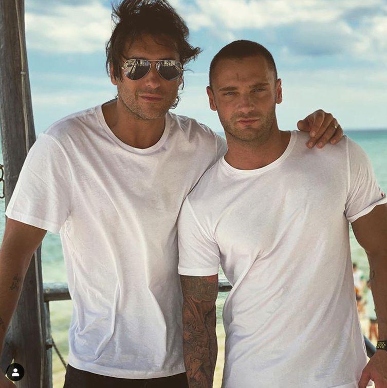 Radu Vâlcan, impreuna cu fratele lui, Cristian