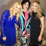 Uite ce sora frumoasa are Laura Cosoi 3