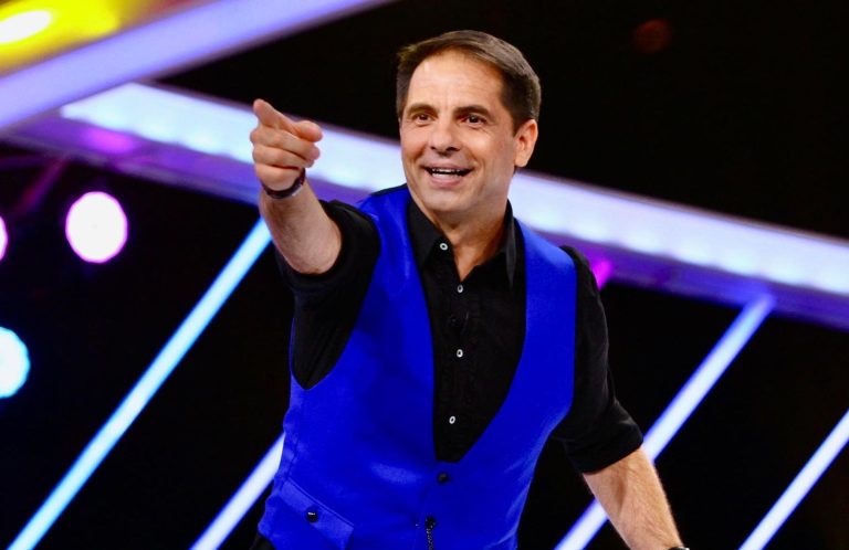 Dan Negru, noi imagini alături de familia sa. Ce soție superbă are prezentatorul Kanal D! Rar sunt văzuți așa împreună