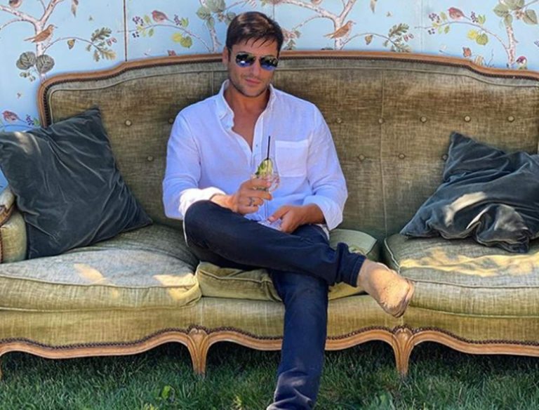 Trebuie să vezi imaginile cu fratele lui Radu Vâlcan. Cum arată Cristian, e complet diferit de soțul Adelei Popescu