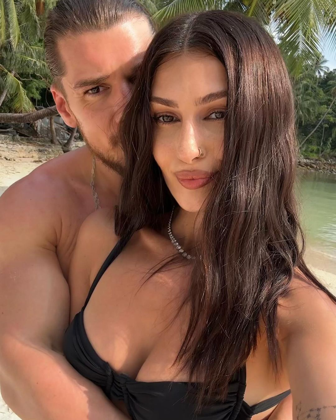 Alina Eremia, ceruta in casatorie 2