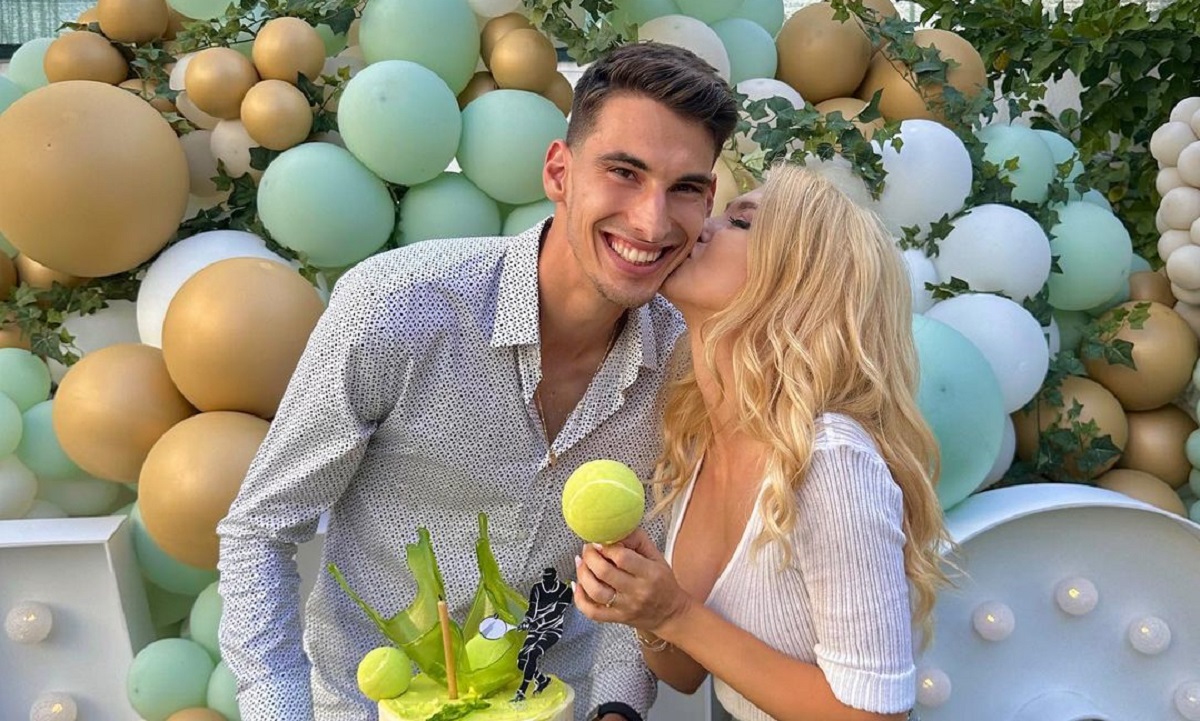 Andreea Balan a rabufnit