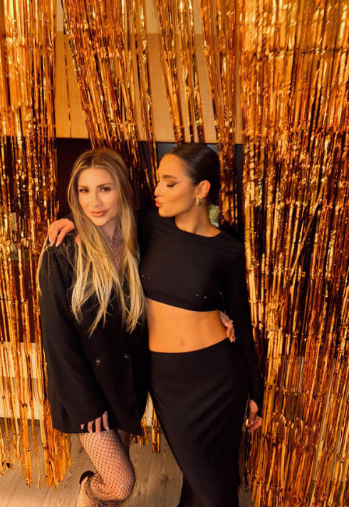 Bianca Drăgușanu, Andreea Esca și Alexia Eram, în cele mai frumoase ținute de Revelion. Cum au petrecut până în zori, imagini virale