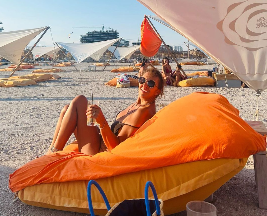 Bobby Păunescu a uitat-o pe Alexandra Dinu. Cine este noua sa cucerire, Maria Blacioti are o profesie de top FOTO