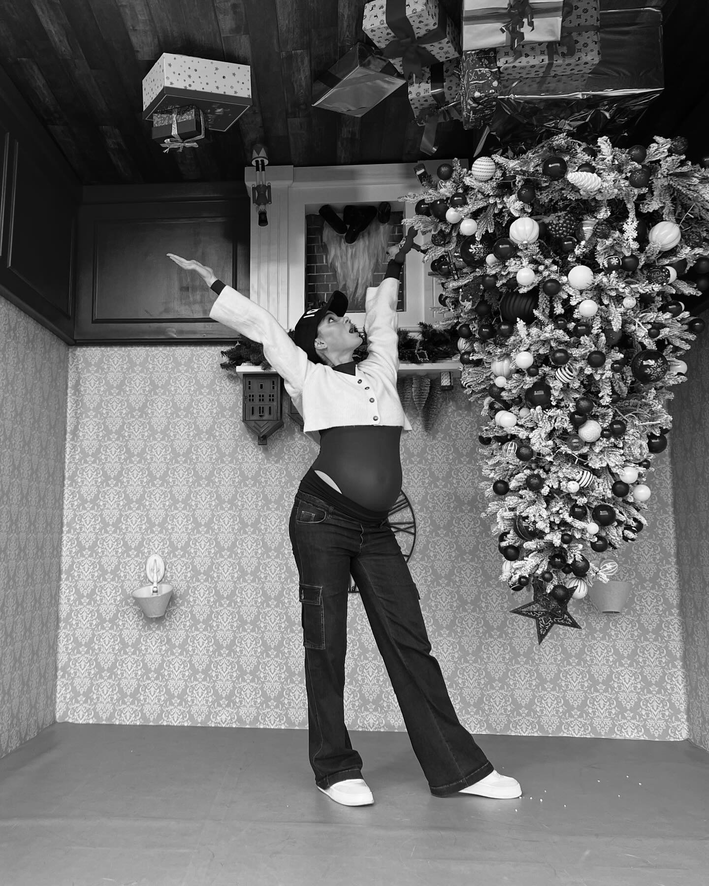 Catrinel Menghia, superbă în ultimul trimestru de sarcină. A dezvăluit ce va avea